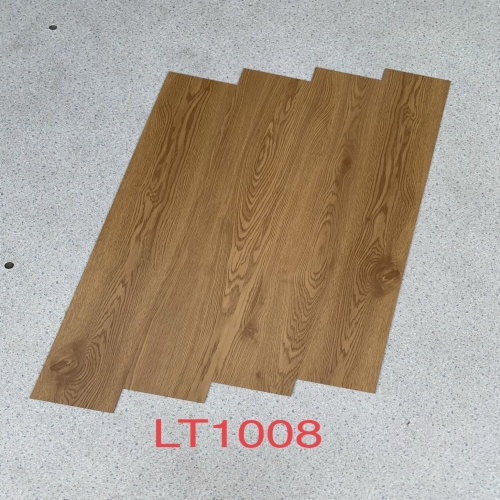 Sàn Nhựa giả gỗ 2mm không có keo - LT1008